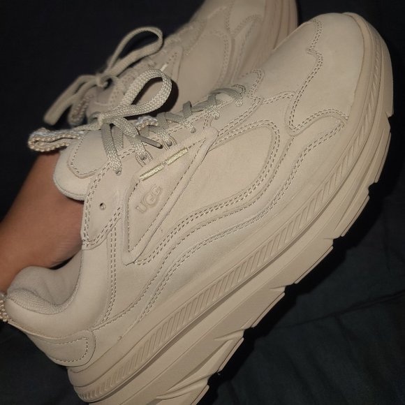 *SOLD* UGG CA1 Sneaker - Picture 1 of 10